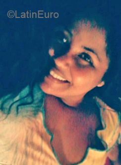 Date this voluptuous Brazil girl Vanessa from Rio De Janeiro BR11404