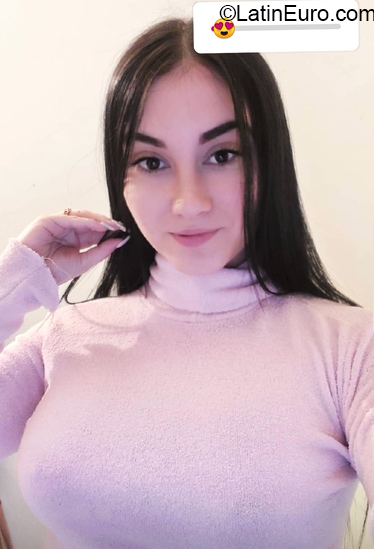 Date this young Ecuador girl Gabriela from Guayaquil VE4107