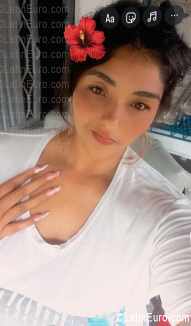 Date this georgeous Colombia girl Kelly from Medellin CO33668
