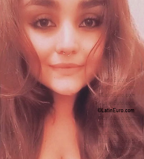 Date this tall Chile girl Karol from Santiago CL452