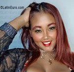 voluptuous Venezuela girl Reina from Caracas VE5585