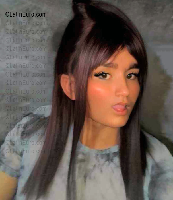 Date this passionate Venezuela girl Ashley from Puerto Cabello VE5606