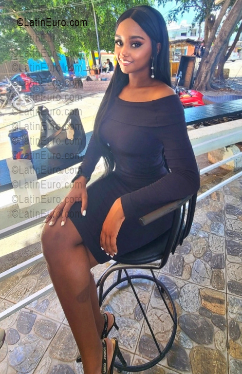 Date this charming Dominican Republic girl Miss from Santo Domingo DO56331
