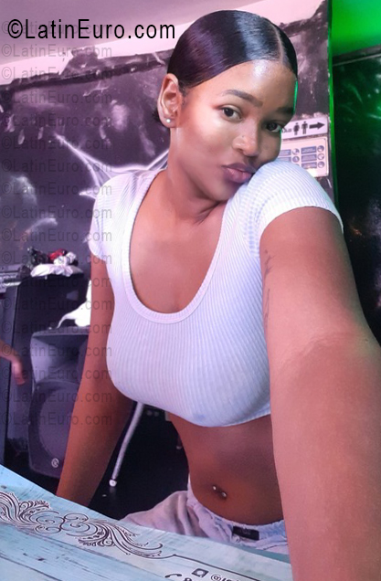 Date this delightful Dominican Republic girl Ema from Santo Domingo DO56346