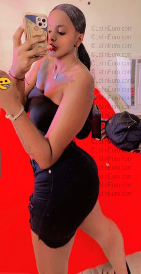 Date this charming Dominican Republic girl Esther from Santiago De Los Caballeros DO56741