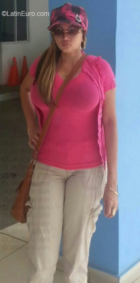 Date this gorgeous Panama girl Patricia from Panama PA1442
