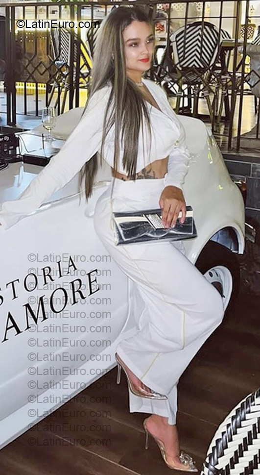 Date this gorgeous Colombia girl Stefany from Cali CO33884