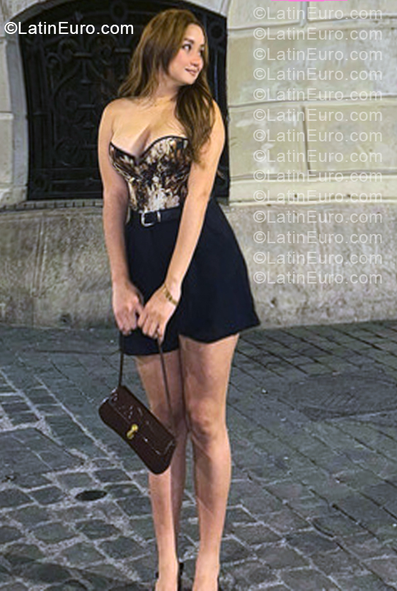 Date this passionate Spain girl Karolayne from Madrid ES964